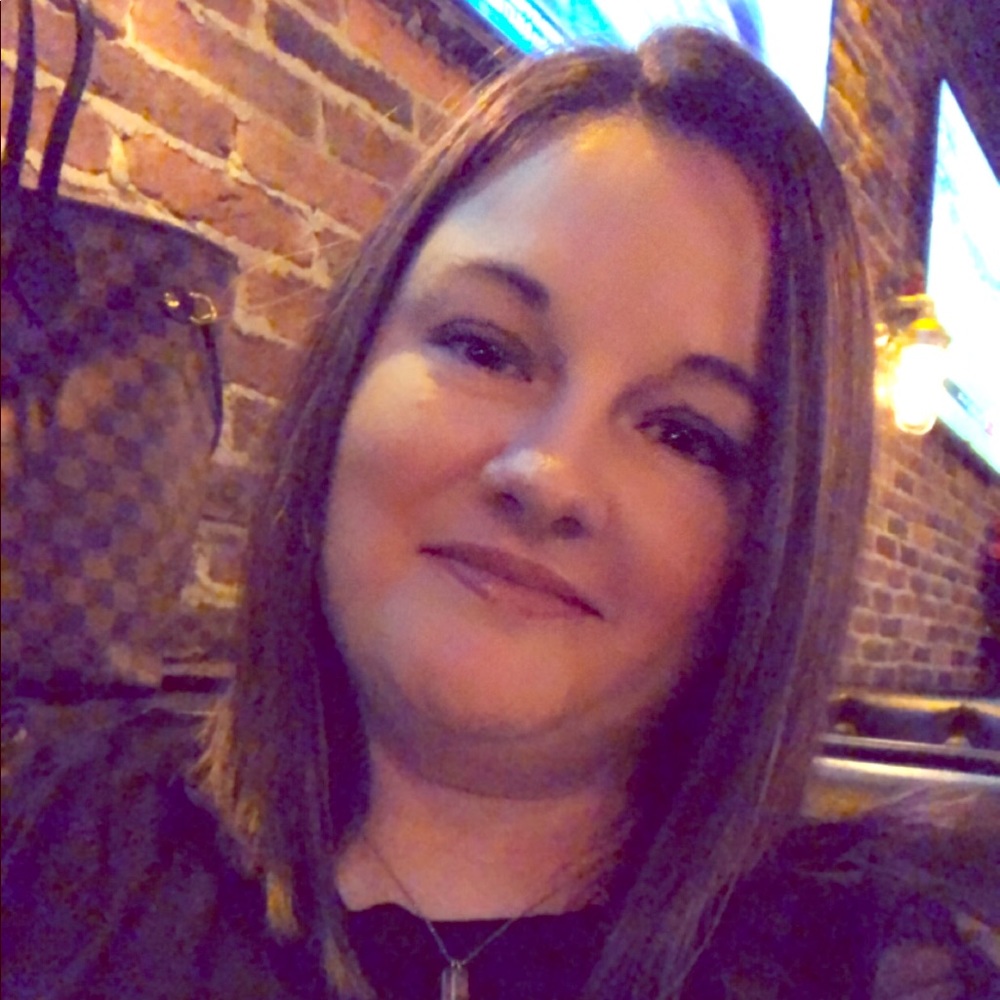 Meet your Posher, Kasey